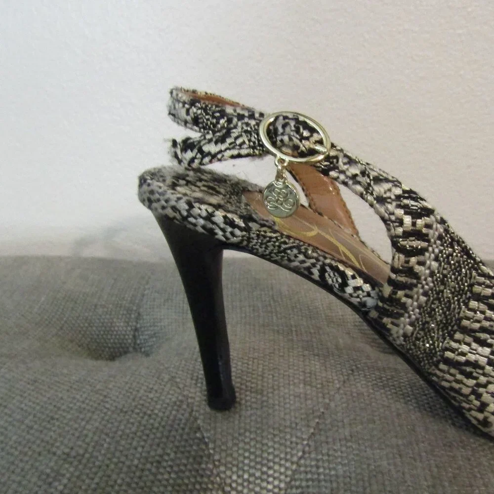 J Renee Lacee Pointed Toe Heels 7W